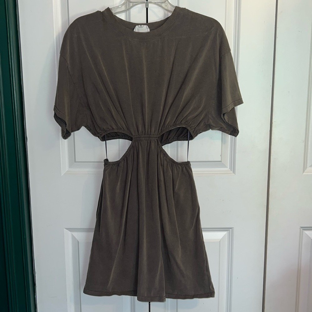 T shirt dress with side cut-outs